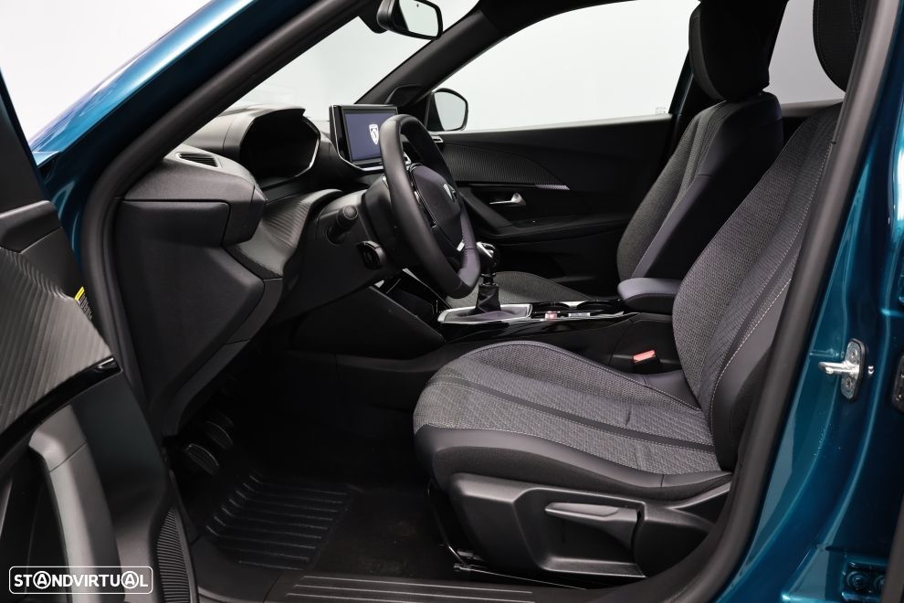 Peugeot 2008 1.2 PureTech Allure - 22