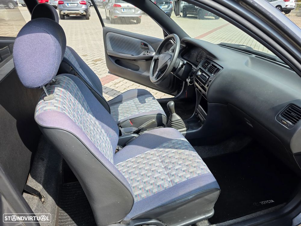 Toyota Corolla StarVan 2.0 D - 16