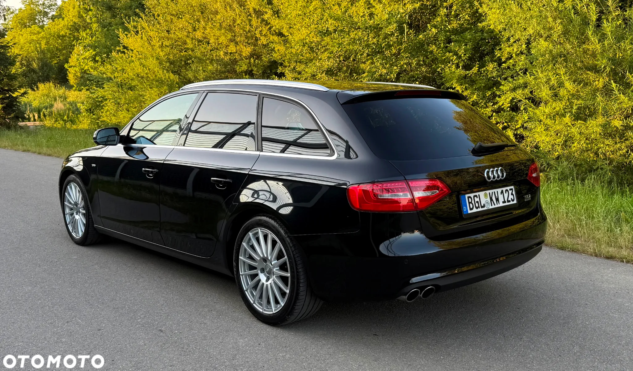 Audi A4 Avant 2.0 TDI DPF quattro S line Sportpaket - 31