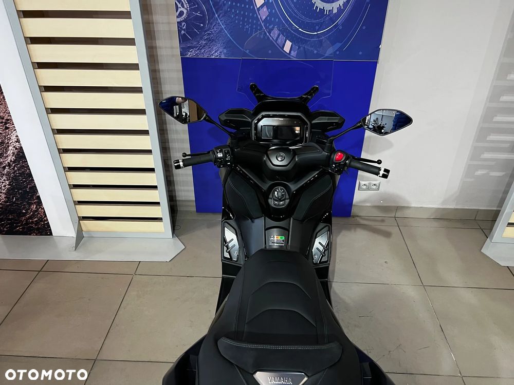 Yamaha X-max - 6