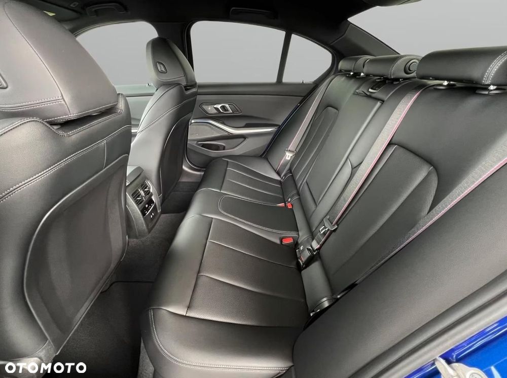 BMW Seria 3 - 8