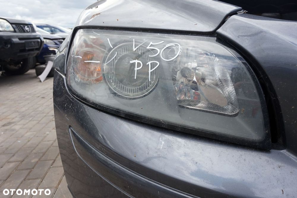 LAMPA PRZEDNIA PRAWA V50   VOLVO 2004-2007 - 3