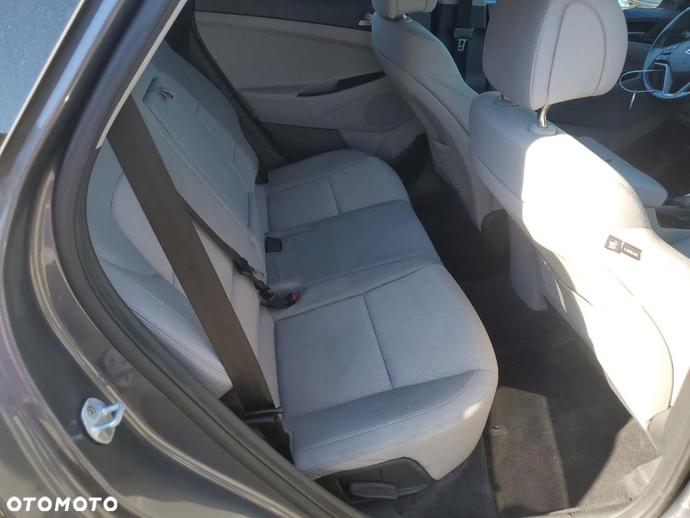 Hyundai Tucson 1.6 GDi 4WD DCT Premium - 10