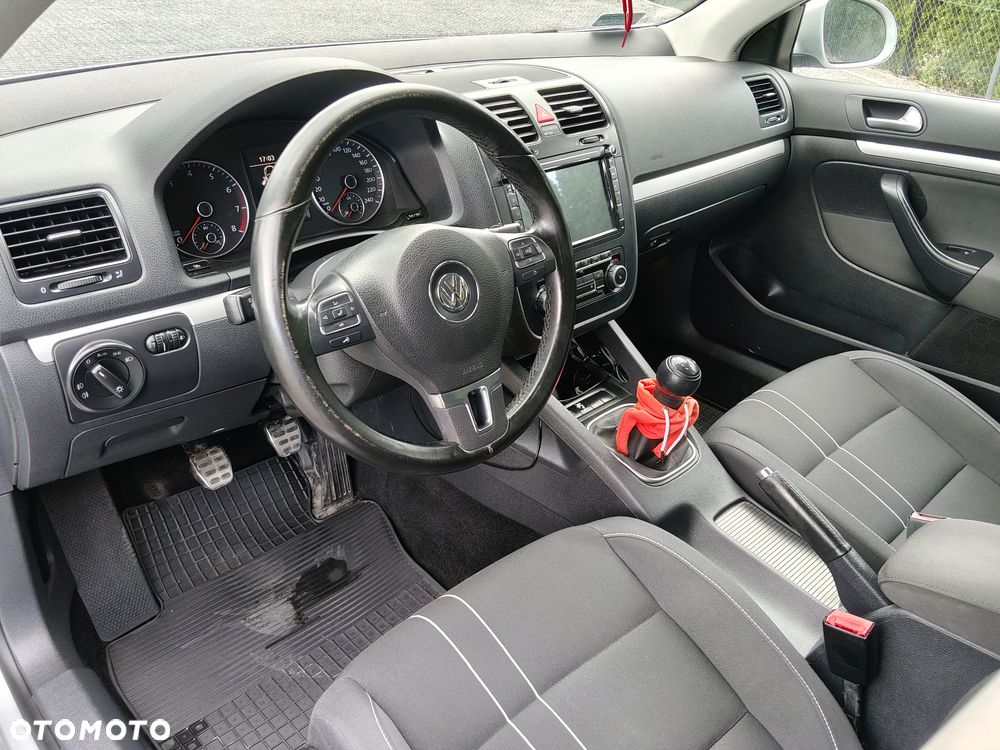 Volkswagen Jetta 1.4 TSI Highline - 16