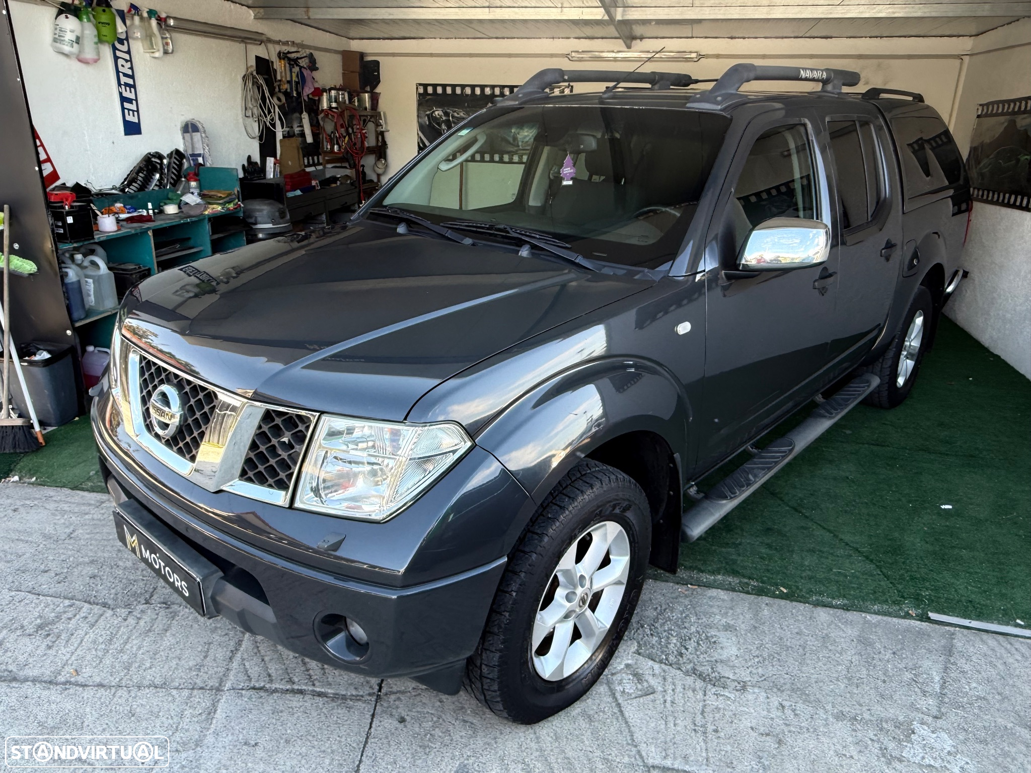 Nissan Navara 2.5 dCi CD LE Premium - 37