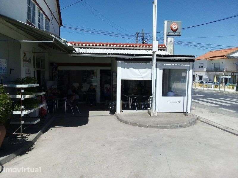 POSTO DE COMBUSTIVEL CAFÉ E EDIFICIO COM LOJA E ARMAZEM - Grande imagem: 3/6