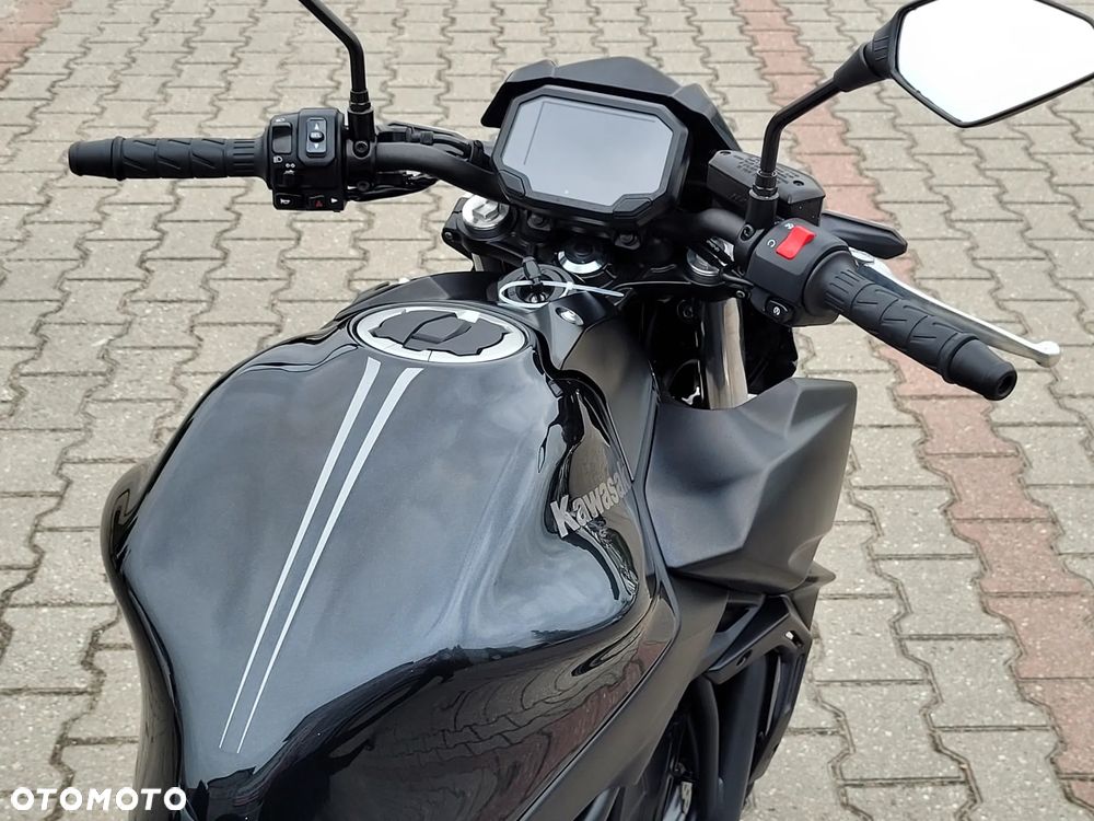 Kawasaki Z 650 - 10