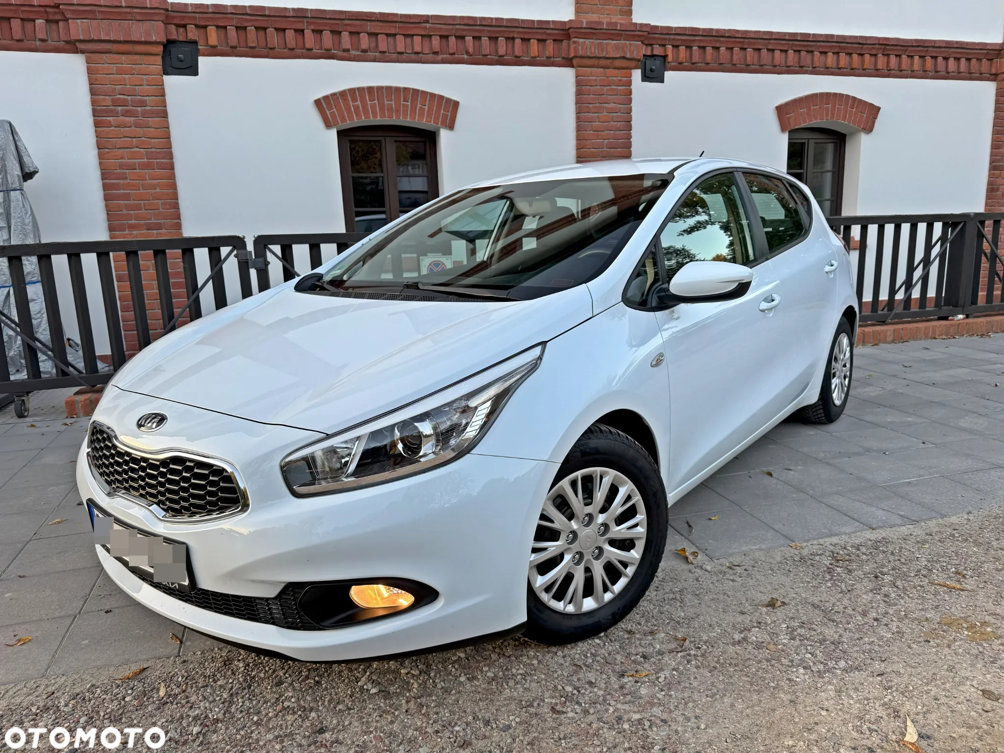 Kia Ceed 1.4 CVVT Attract Plus - 16