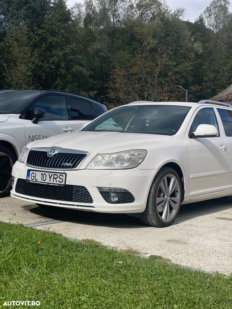 Skoda Octavia 2.0 TSI DSG RS - 1