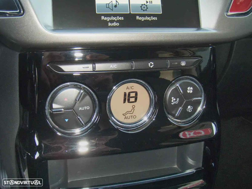 Citroën C3 1.6 BlueHDi Exclusive - 16