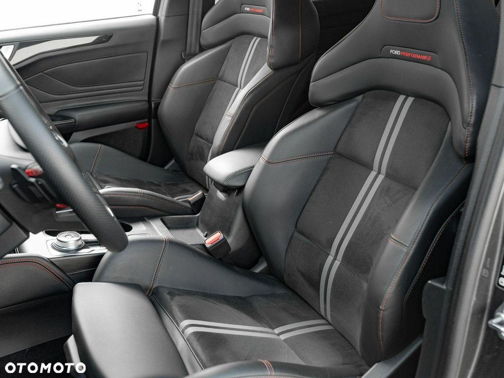 Ford Focus 2.3 EcoBoost ST X - 15