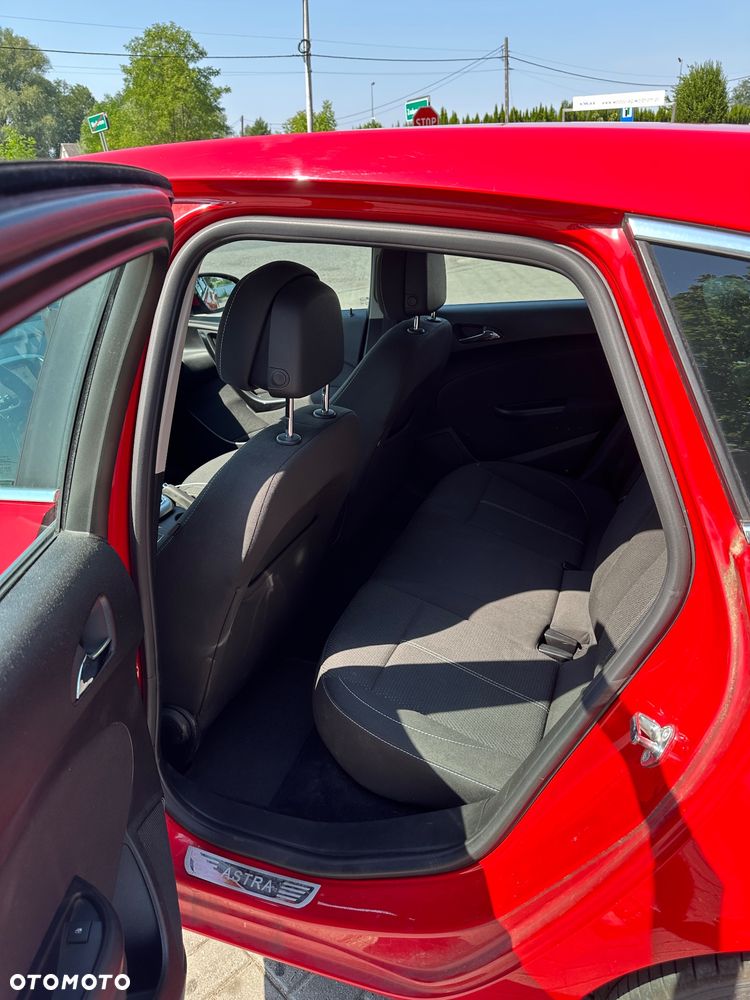 Opel Astra - 12