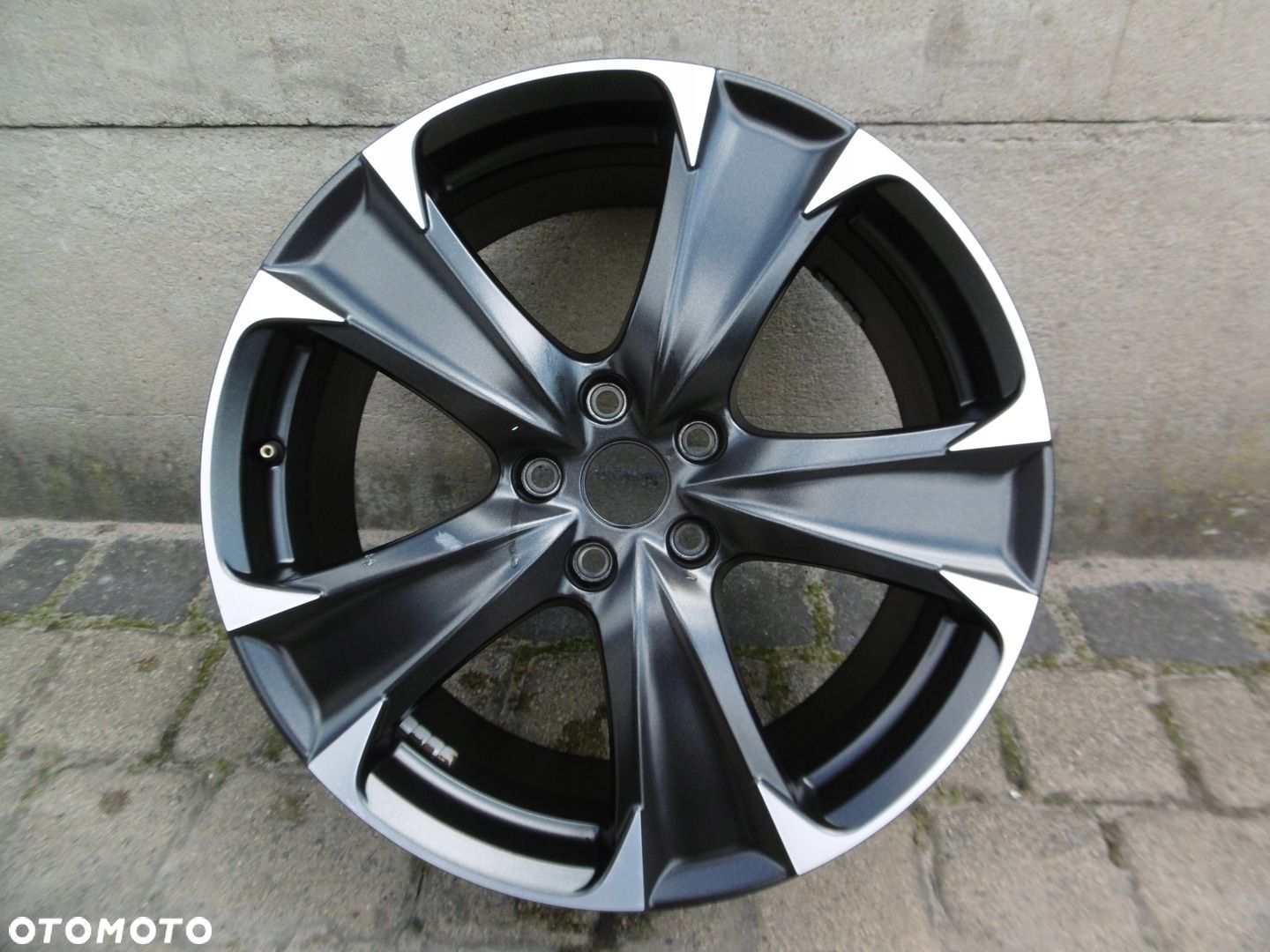SEAT LEON IV CUPRA 5FA - felga 8Jx19H2 ET49 5x112 - 1