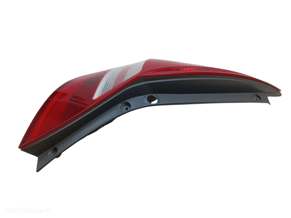 LAMPA LEWY TYŁ HYUNDAI I30 I (2007-2010) 1.6 CRDI 90KM 92401-2R0