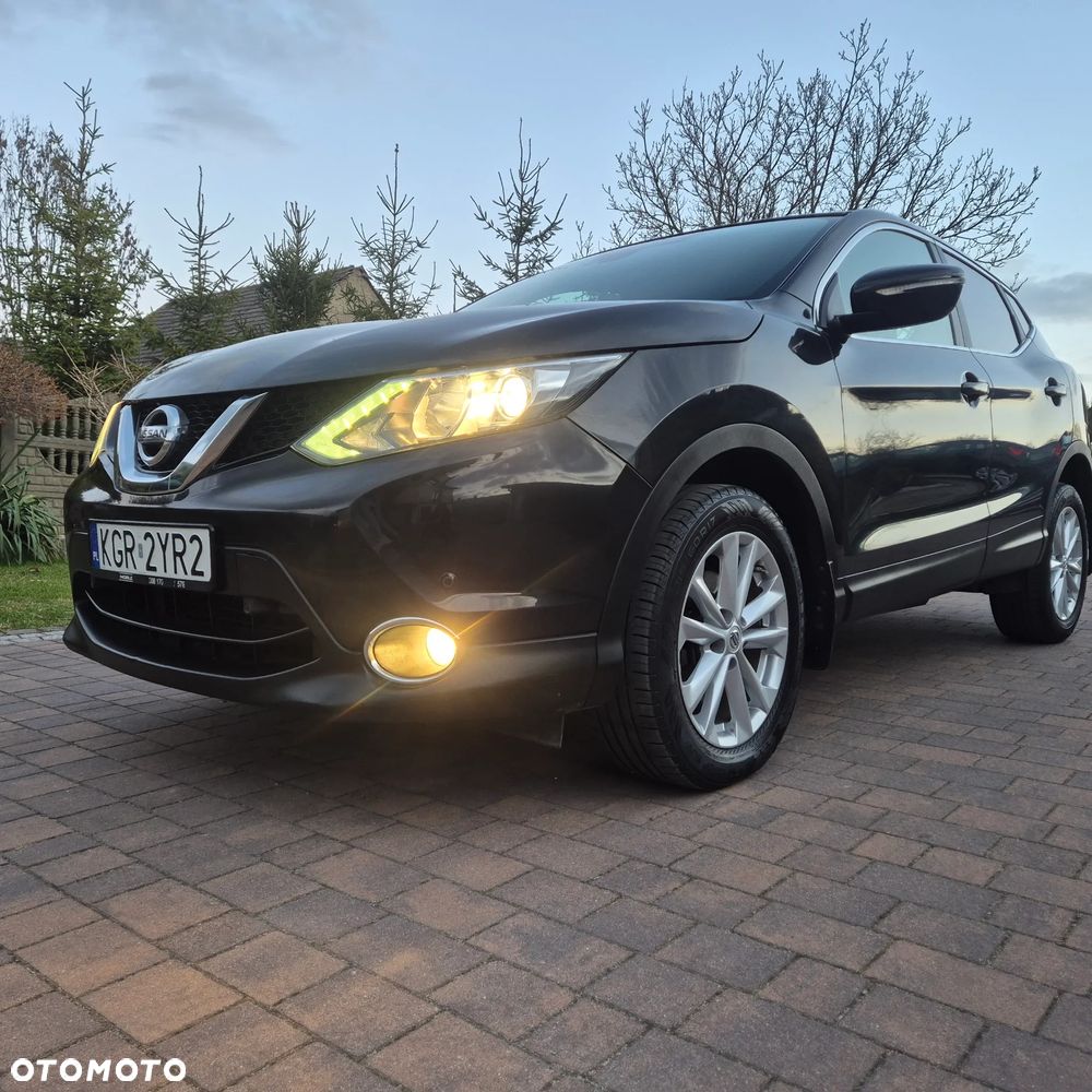 Nissan Qashqai 1.6 dCi 4 x 4 DPF Start/Stop tekna - 23