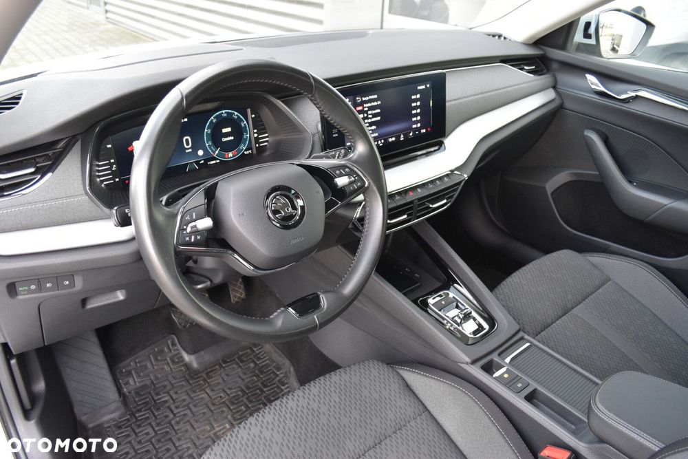 Skoda Octavia 2.0 TDI Style DSG - 9