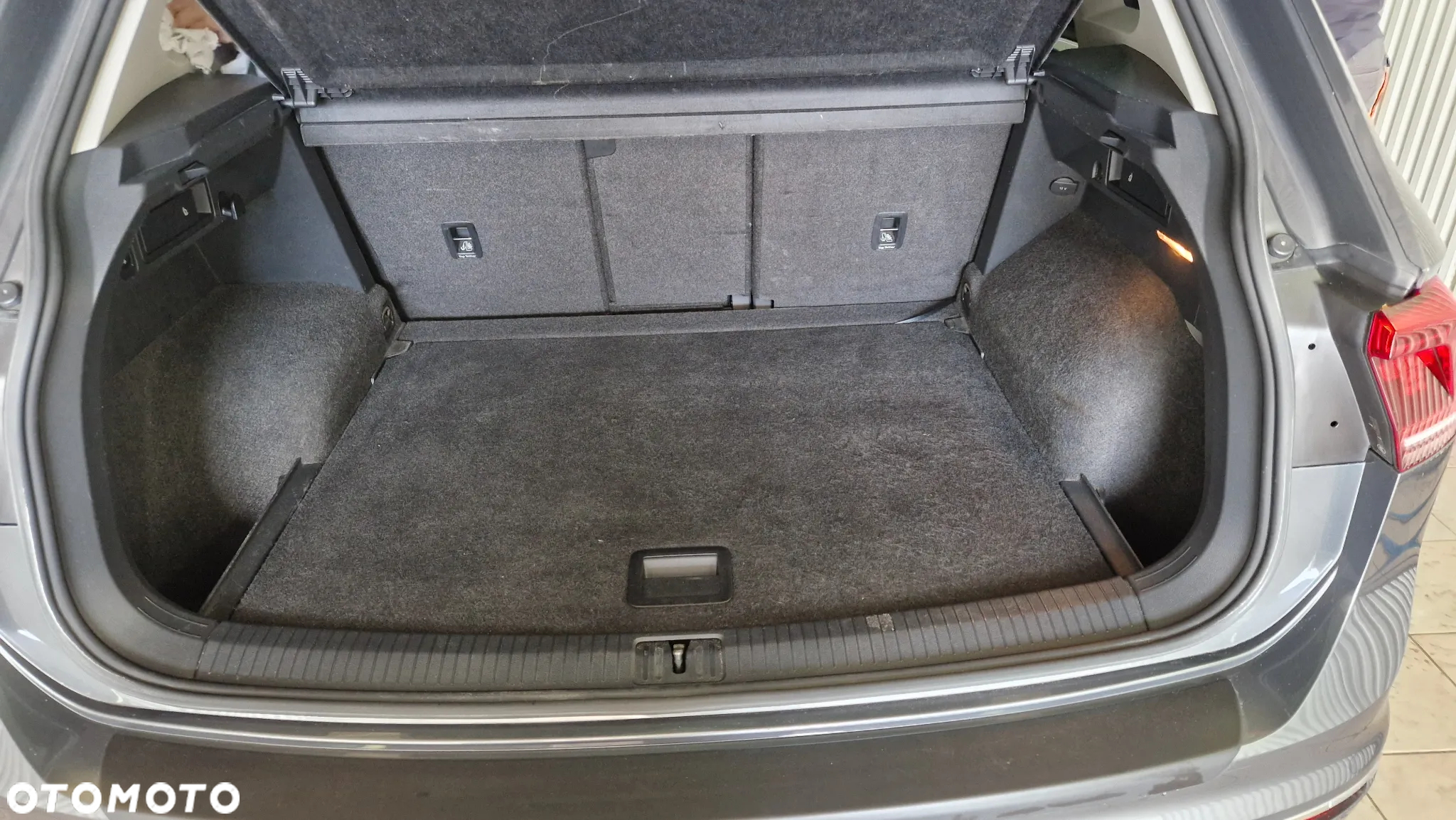 Volkswagen Tiguan 2.0 TDI SCR 4MOTION DSG Highline - 36
