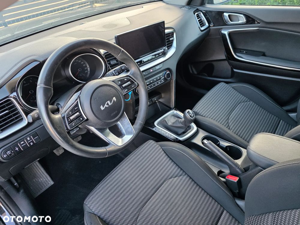 Kia Ceed 1.5 T-GDI OPF Platinum - 18