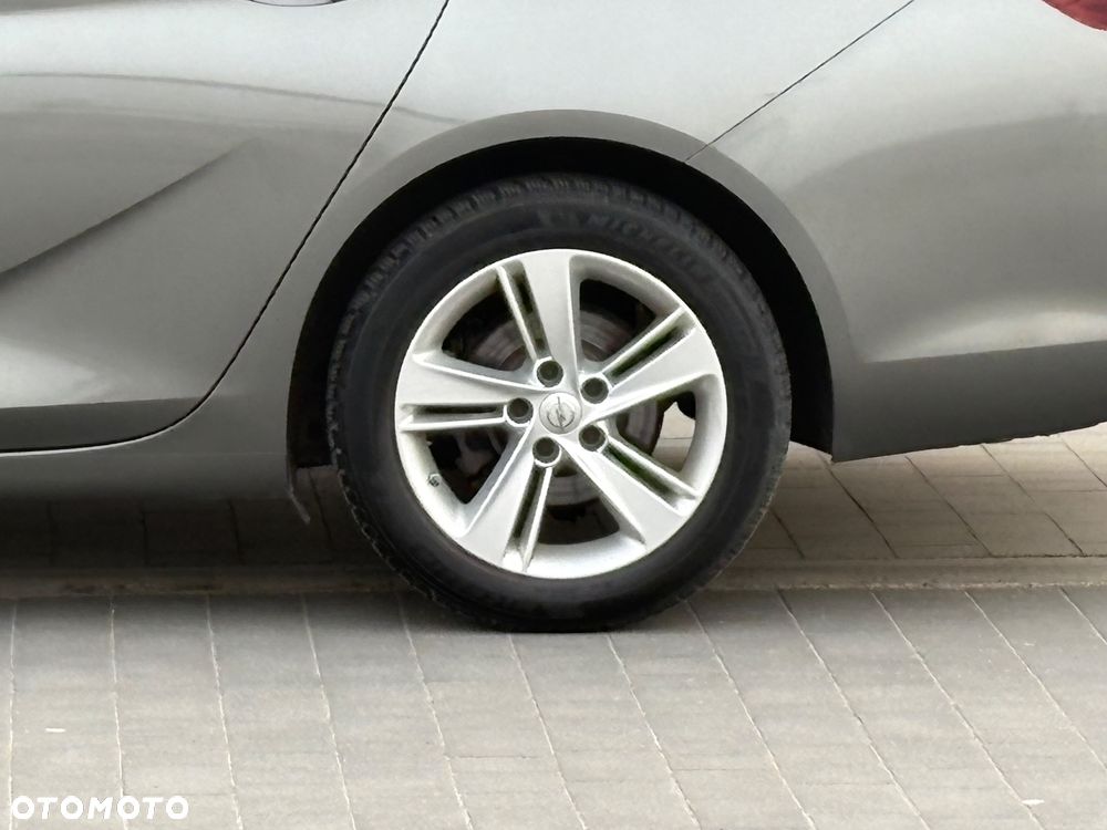 Opel Insignia - 28