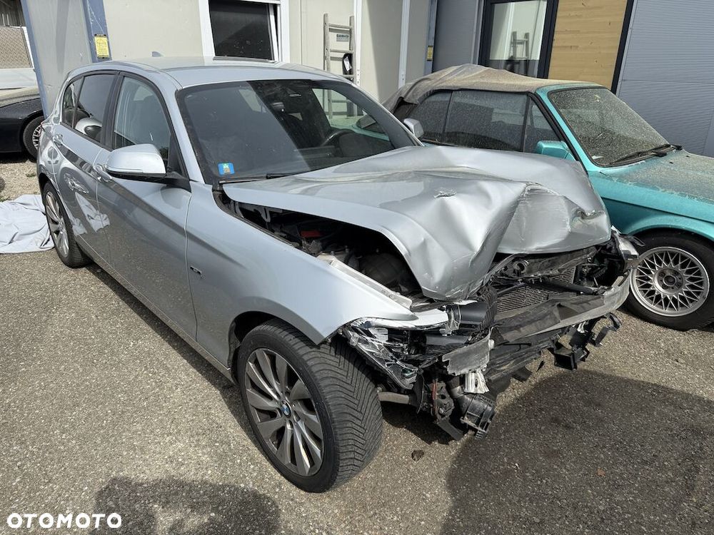 BMW Seria 1 116d Sport Line - 4