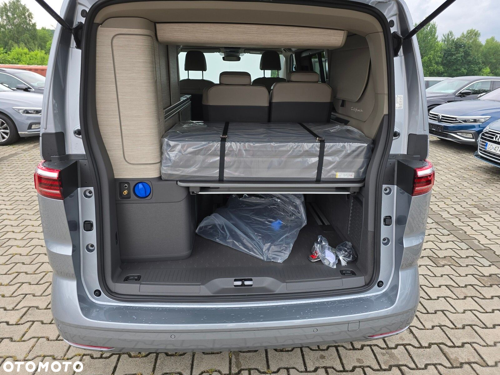 Volkswagen California - 11