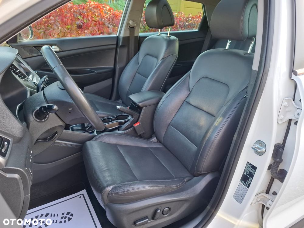 Hyundai Tucson 2.0 CRDI GO Plus 4WD - 32