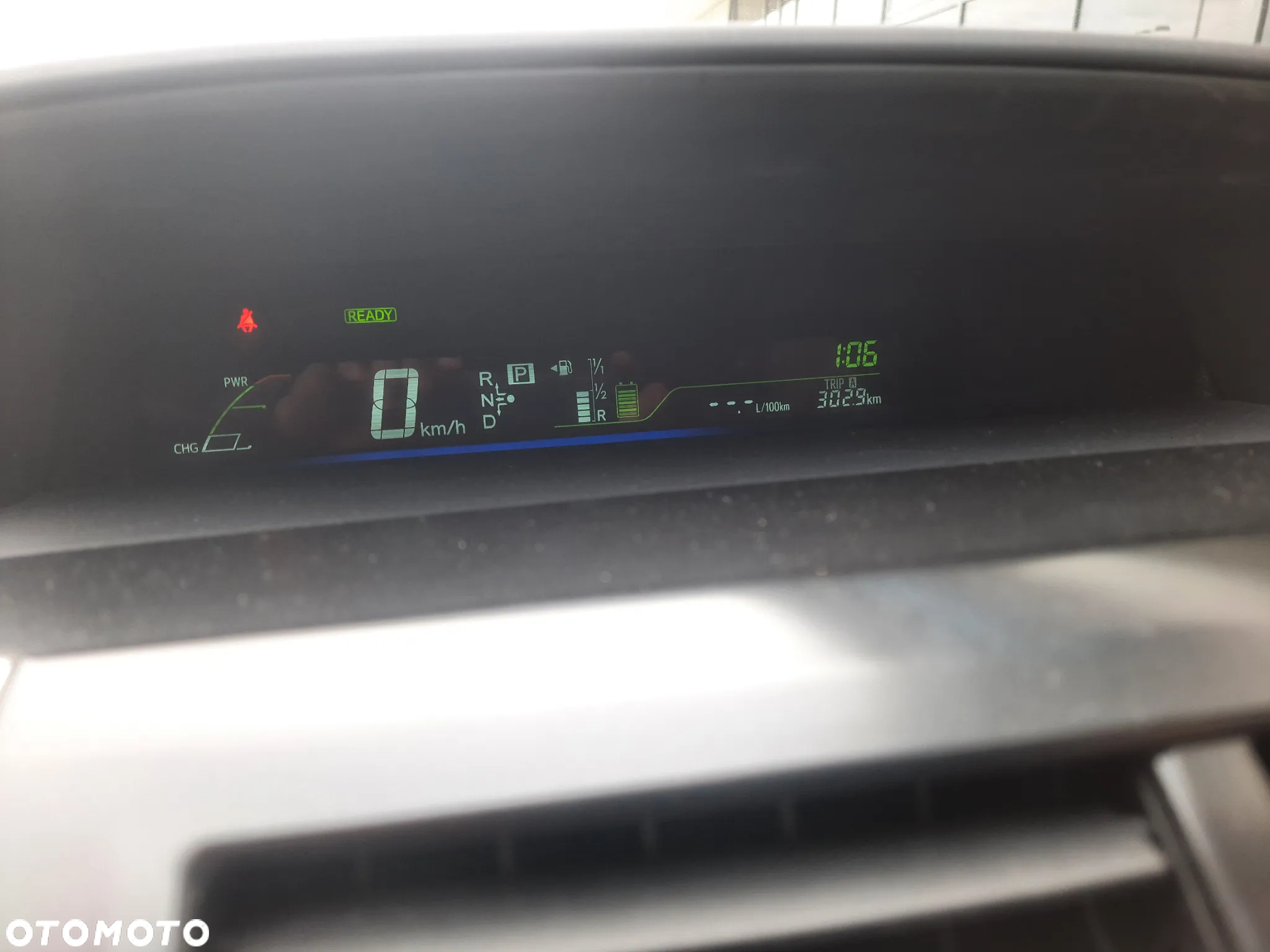 Toyota Prius+ Hybrid 135 Prestige - 21