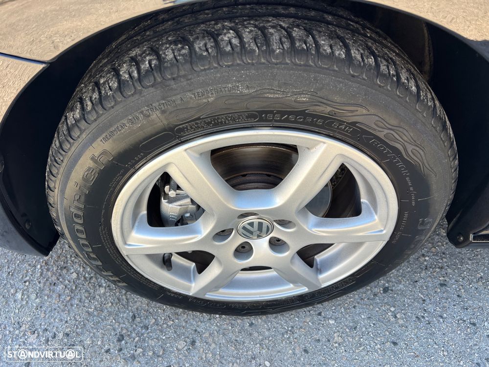 VW Polo 1.2 TSi Highline - 24