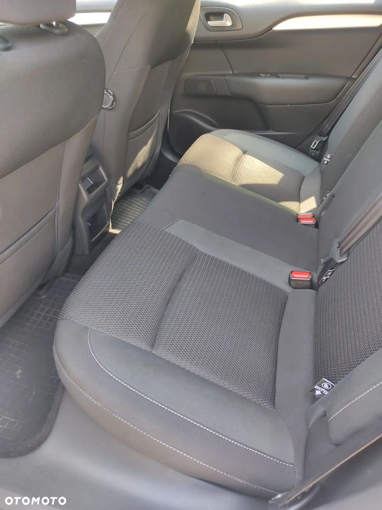 Citroën C4 1.6 VTi Attraction - 16