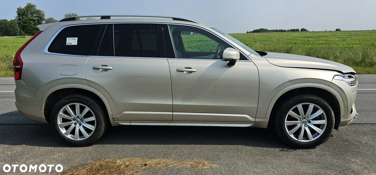 Volvo XC 90 - 2