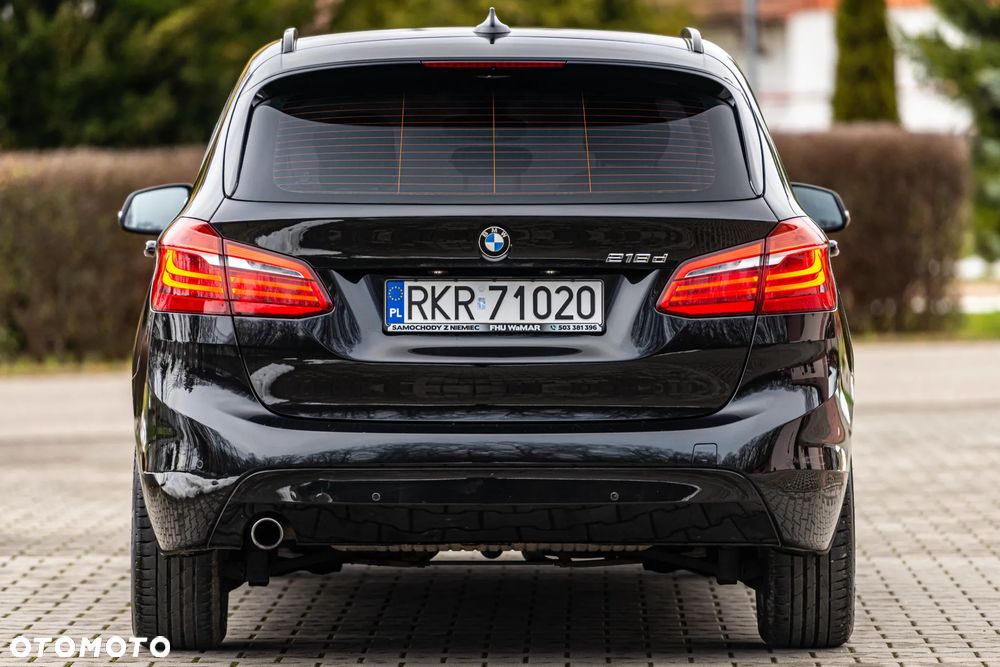 BMW Seria 2 218d - 17
