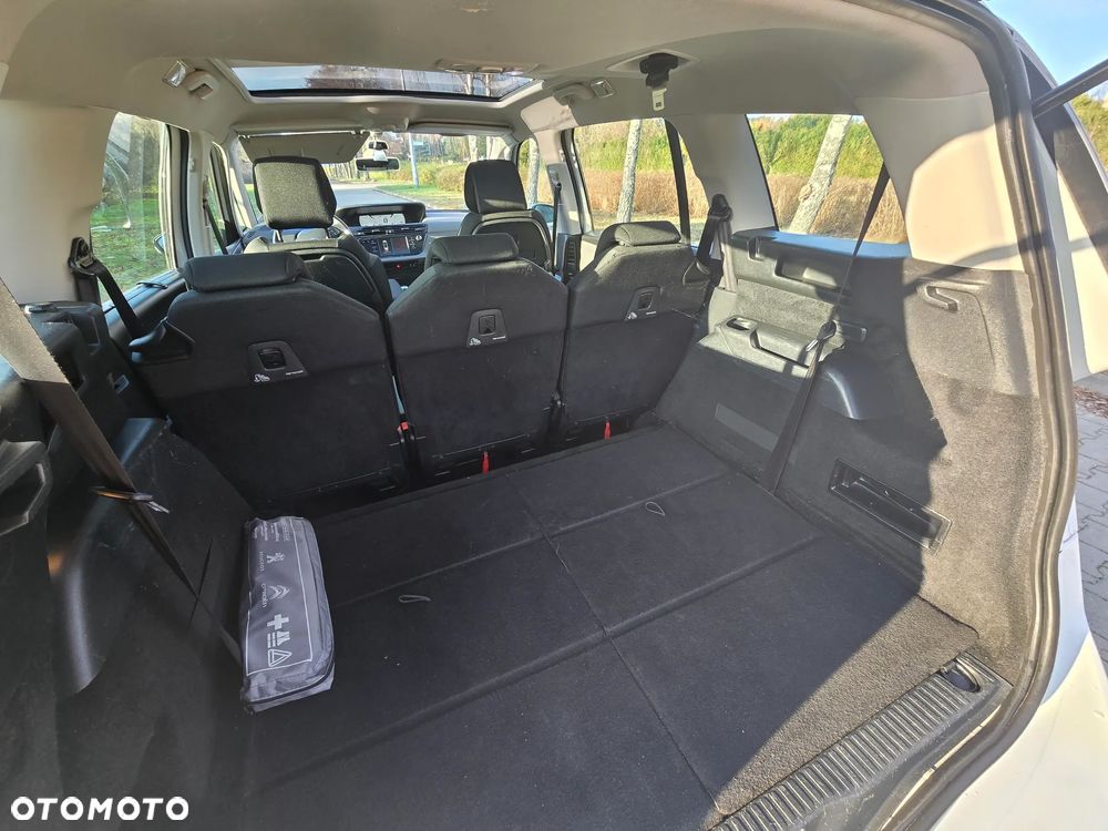 Citroën C4 Grand Picasso e-HDi 115 Intensive - 31