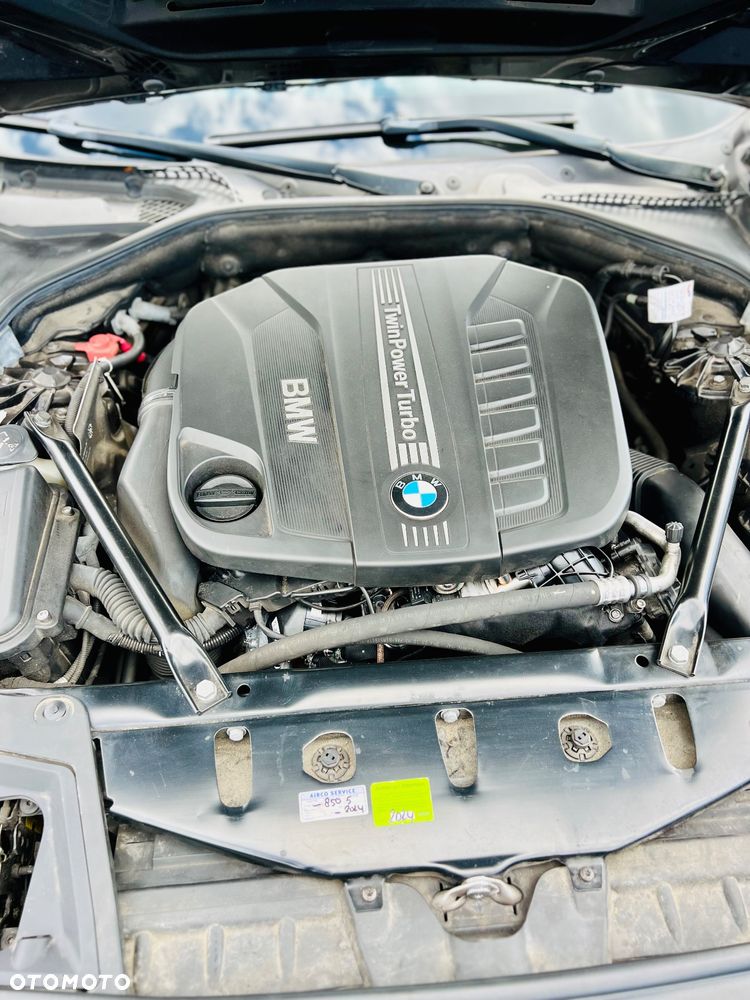 BMW Seria 5 530d xDrive - 18