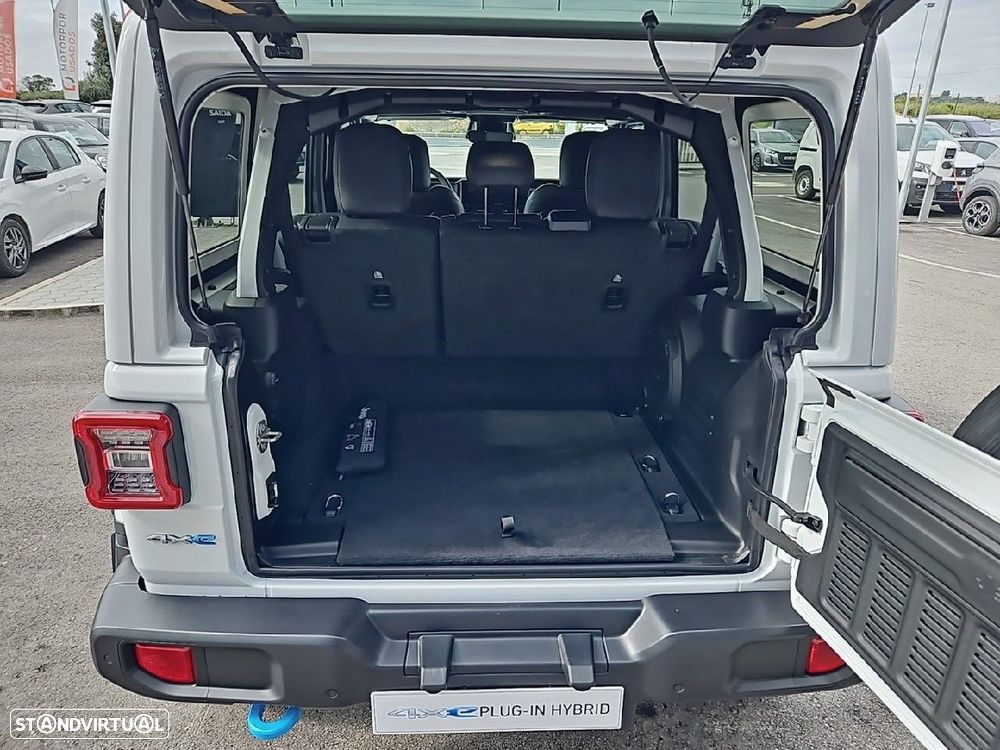 Jeep Wrangler Unlimited - 6