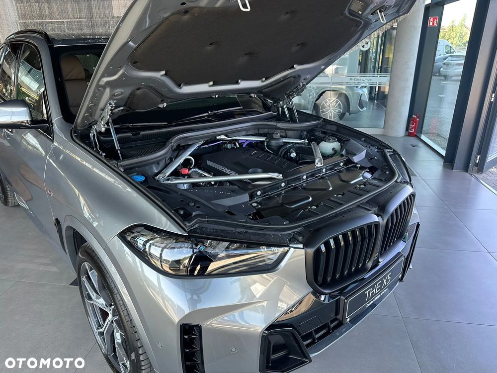 BMW X5 xDrive30d mHEV - 29