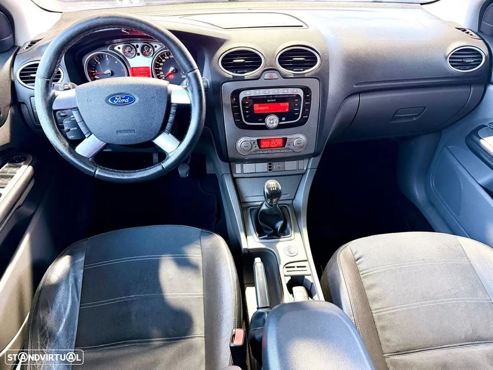 Ford Focus SW 1.6 TDCi Titanium - 10
