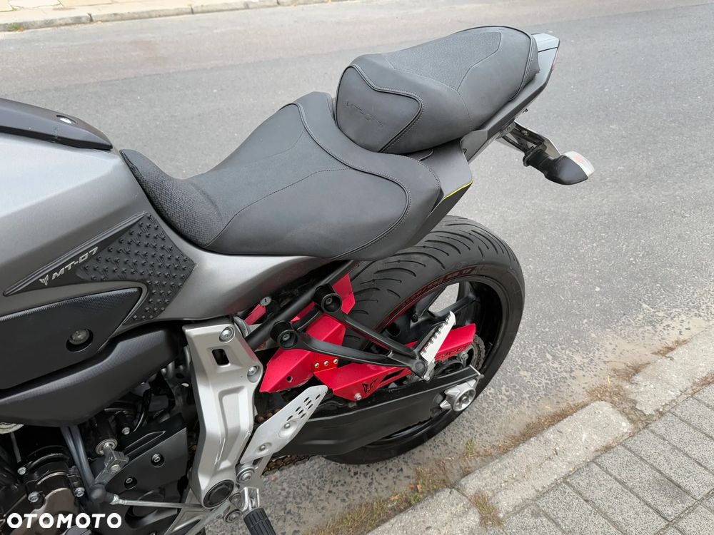 Yamaha MT - 17