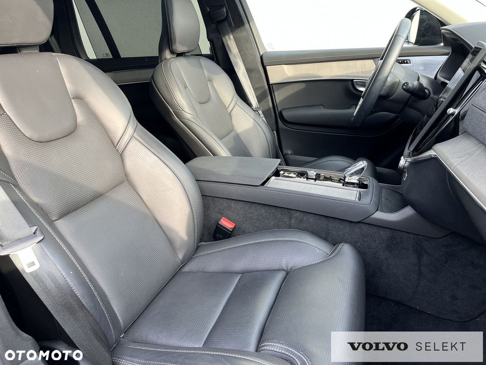 Volvo XC 90 - 34