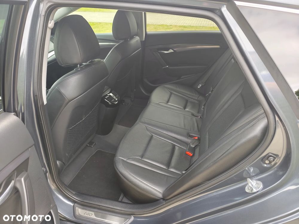 Hyundai i40 1.6 GDI Comfort + - 22