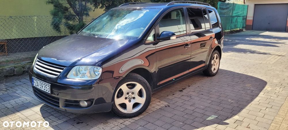 Volkswagen Touran 2.0 TDI Trendline - 2