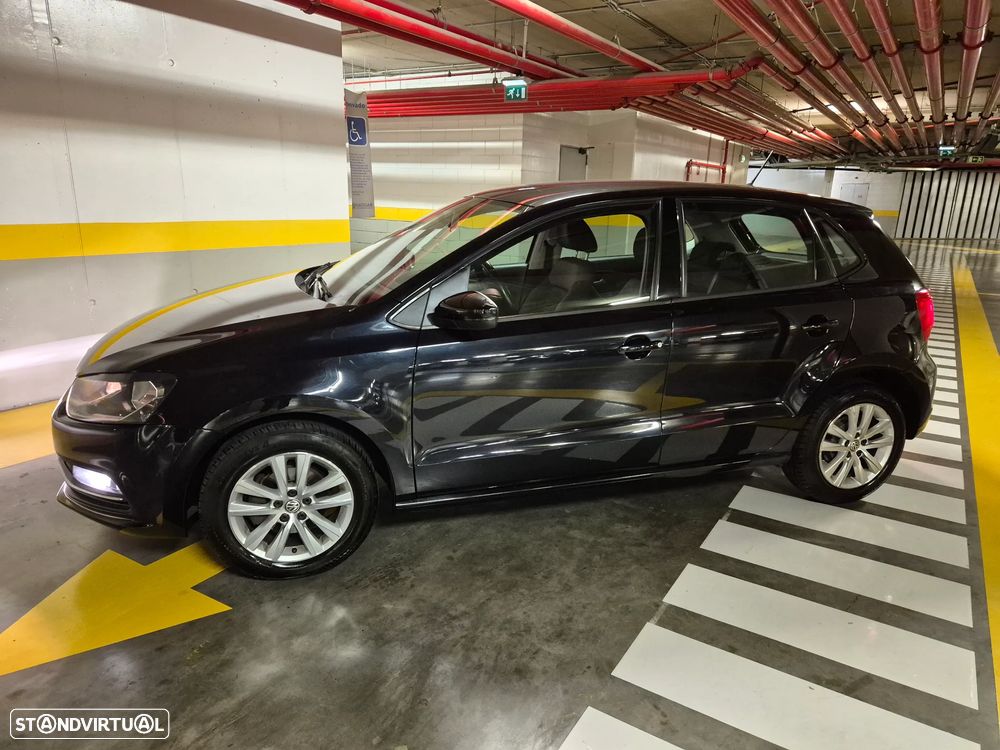 VW Polo 1.0 Confortline - 2