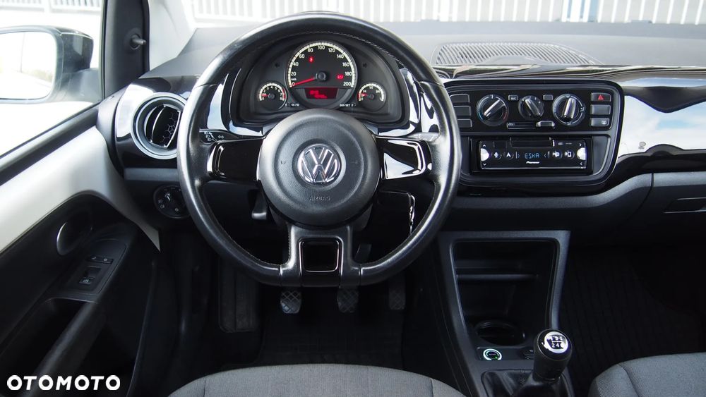 Volkswagen up! - 7