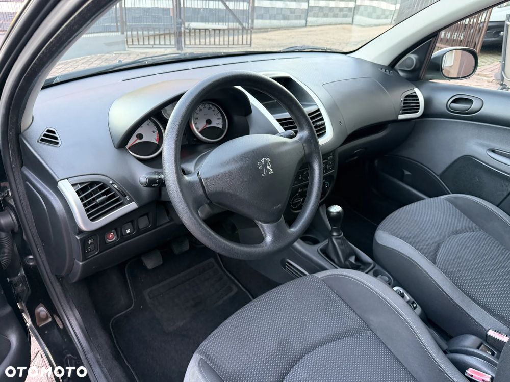 Peugeot 206 plus 75 Urban Move - 10