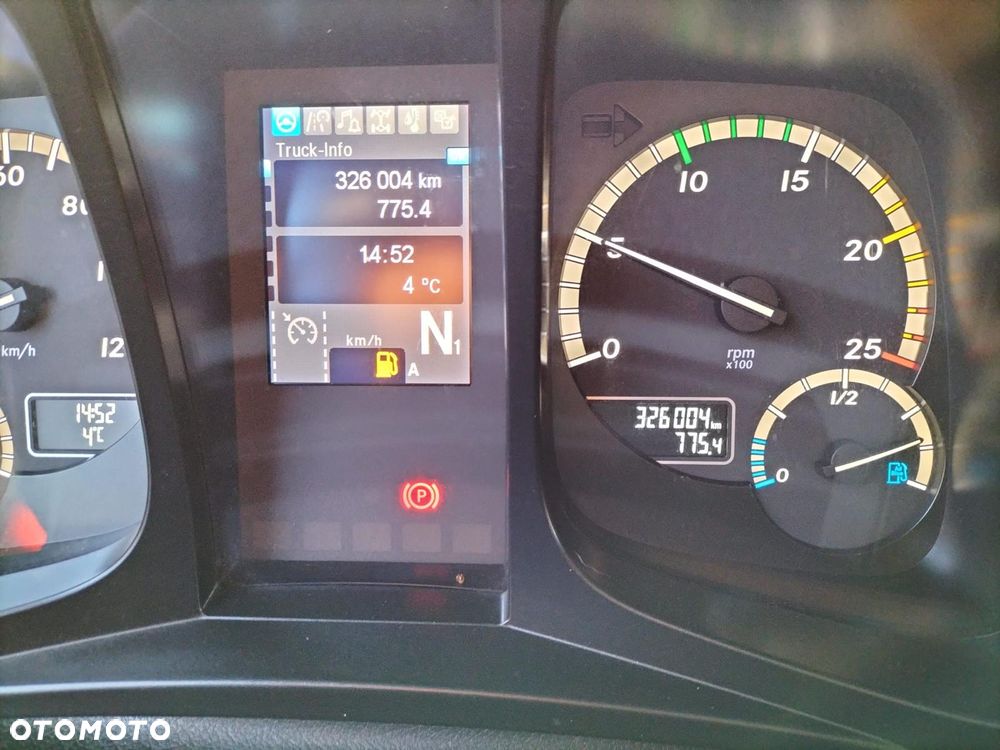 Mercedes-Benz Actros 1836 - 7