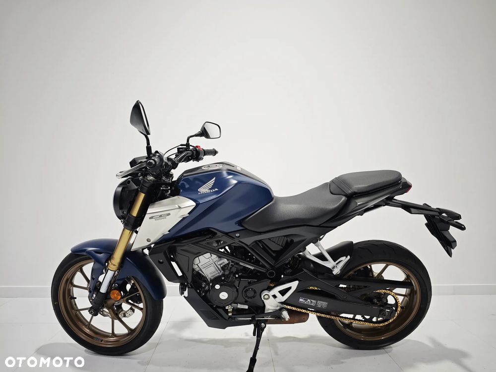 Honda CB - 4