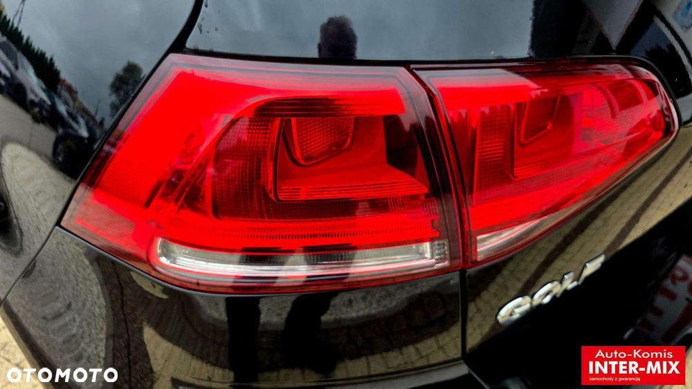 Volkswagen Golf - 33