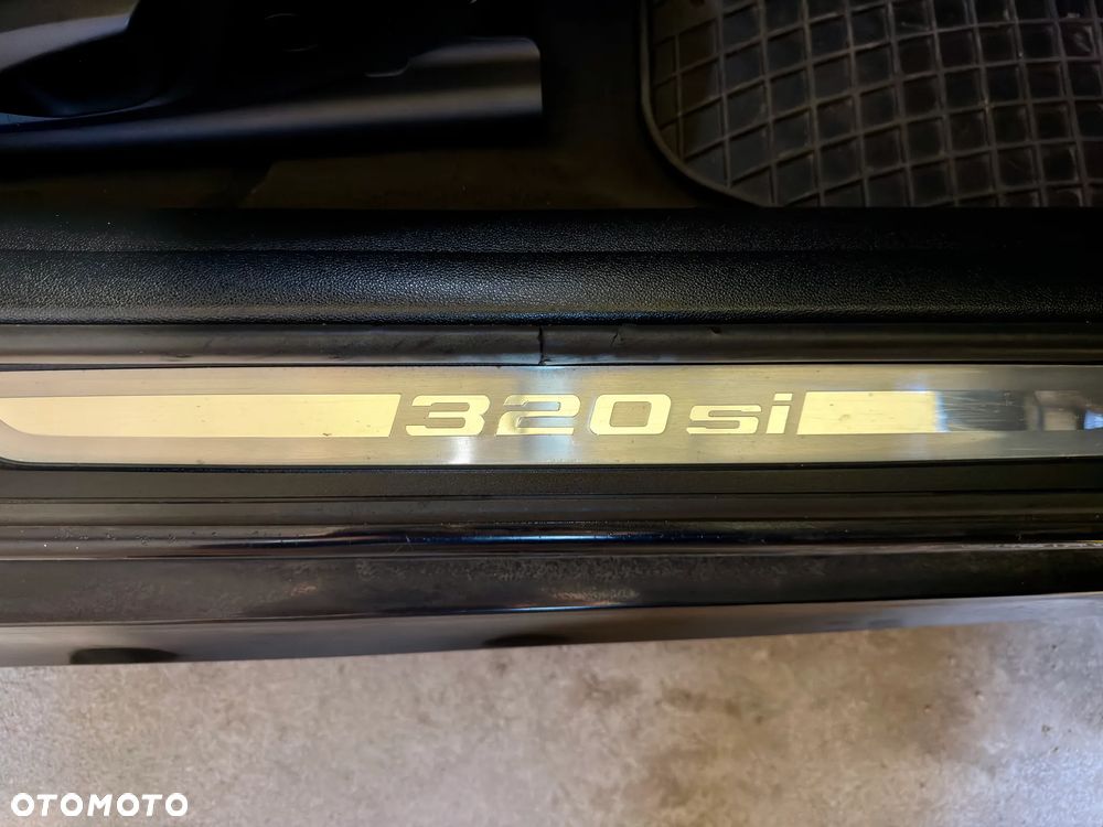 BMW Seria 3 - 30
