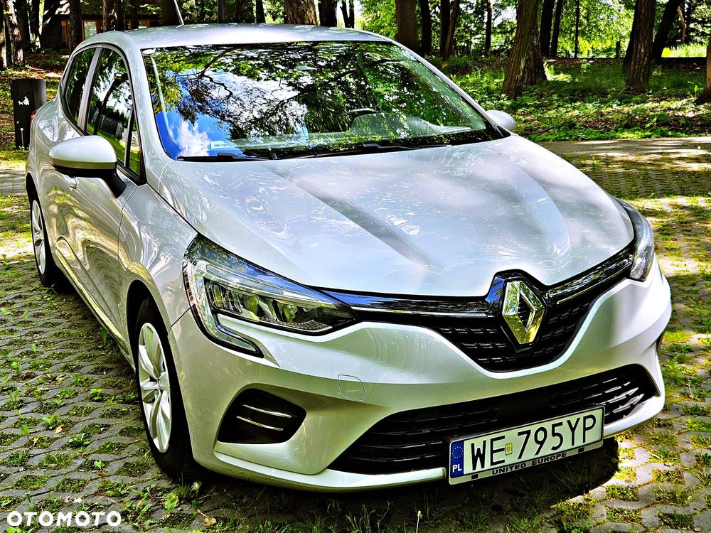 Renault Clio - 11