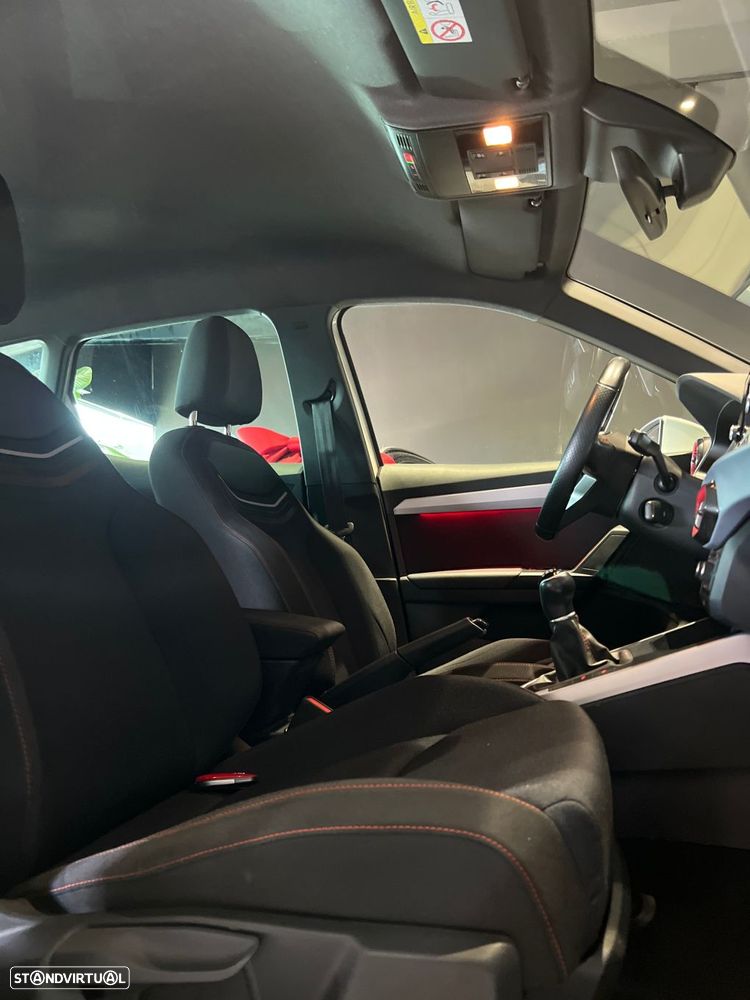 SEAT Arona 1.0 TSI FR - 40