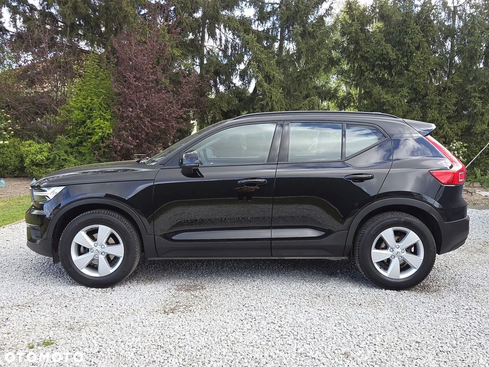 Volvo XC 40 T2 Momentum - 3